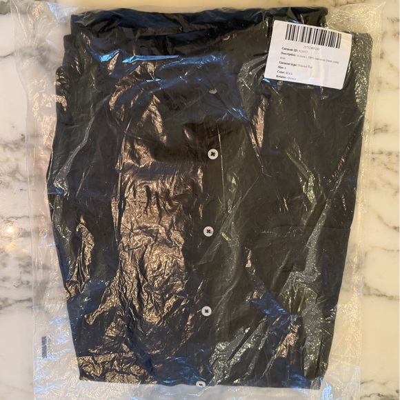 NWT QUINCE Women's Black Button-Up 100% European Linen Camp Shirt Sz L - Picture 7 of 7